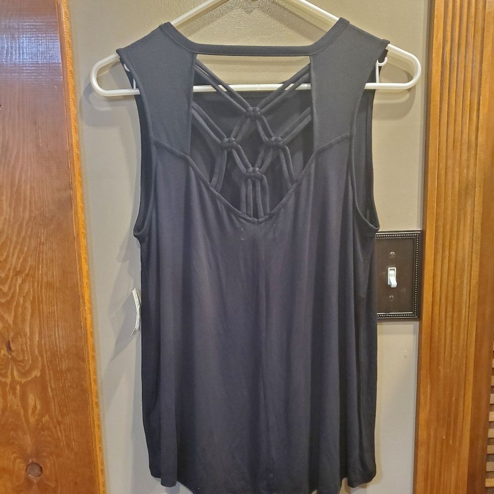 Maurices tank NWT